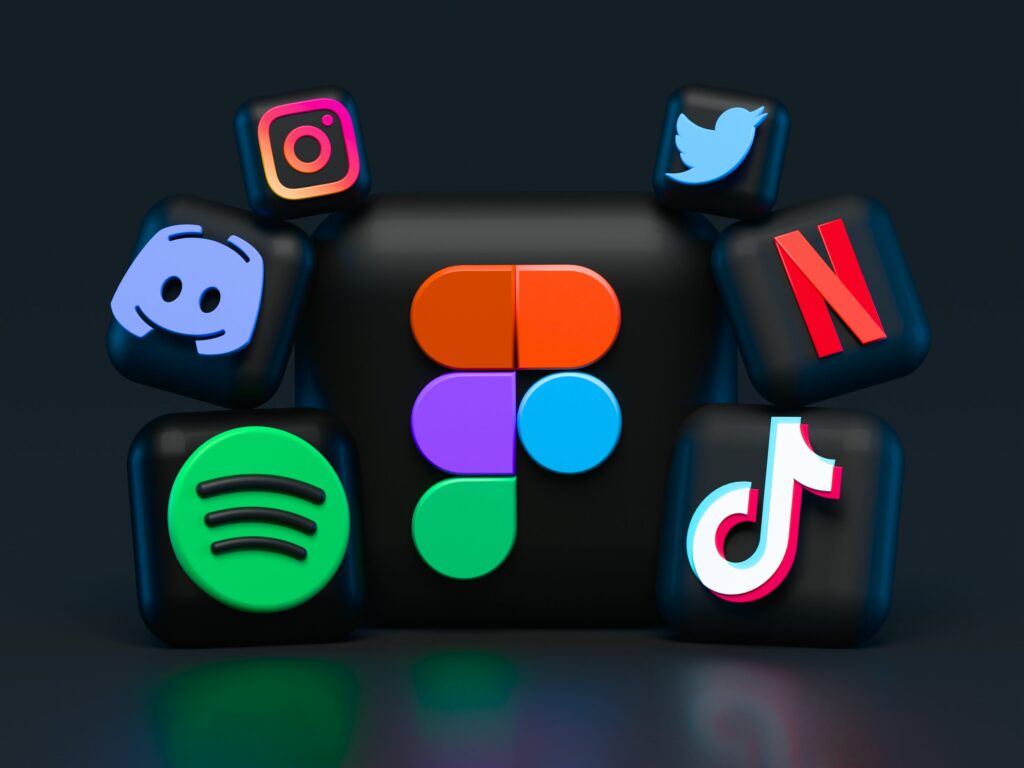 sOCIAL MEDIA MARKETING social media